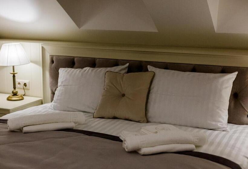 اتاق سوپریور با تخت بزرگ, Galant