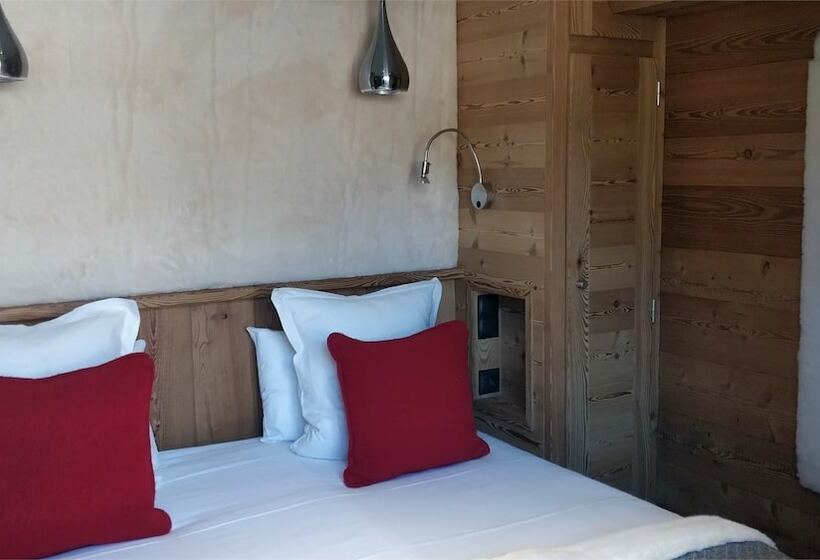 Номер Стандарт Трехместный, Hôtel Alpina & Spa Restaurant Oxalis