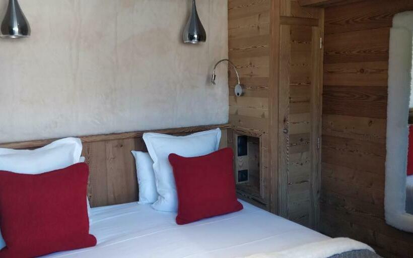 Трехместный Номер Классика, Hôtel Alpina & Spa Restaurant Oxalis