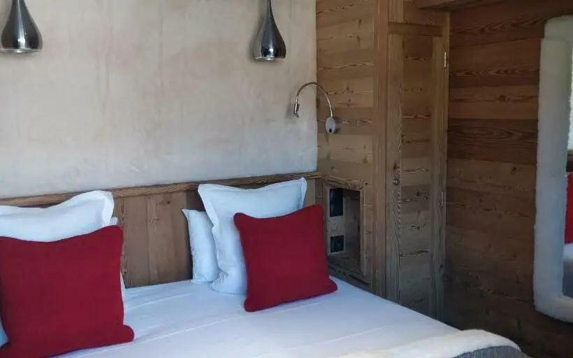 اتاق کلاسیک سه تخته, Hôtel Alpina & Spa   Restaurant Oxalis