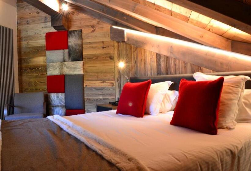 Полулюкс с Балконом, Hôtel Alpina & Spa Restaurant Oxalis