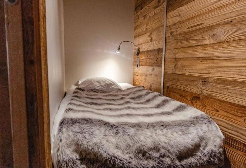 Трехместный Номер Престиж, Hôtel Alpina & Spa Restaurant Oxalis