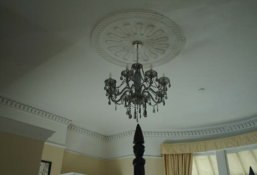 غرفة سوبيريور مطلّة علي البحر مزودة بشُرفة, Regency