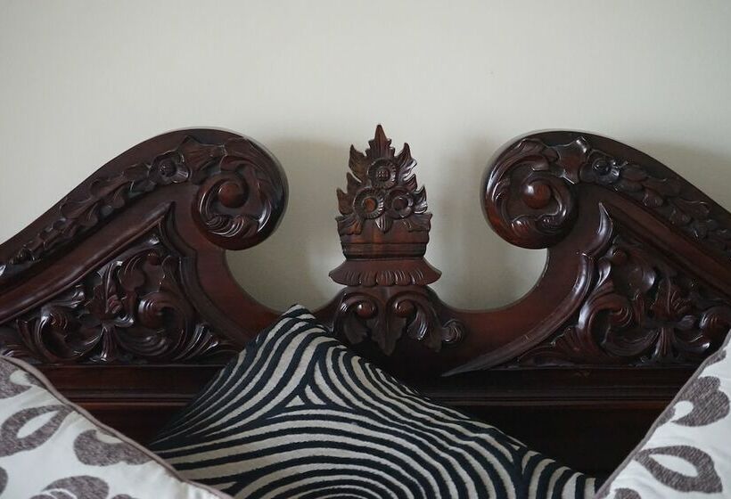 غرفة سوبيريور مطلّة علي البحر مزودة بشُرفة, Regency