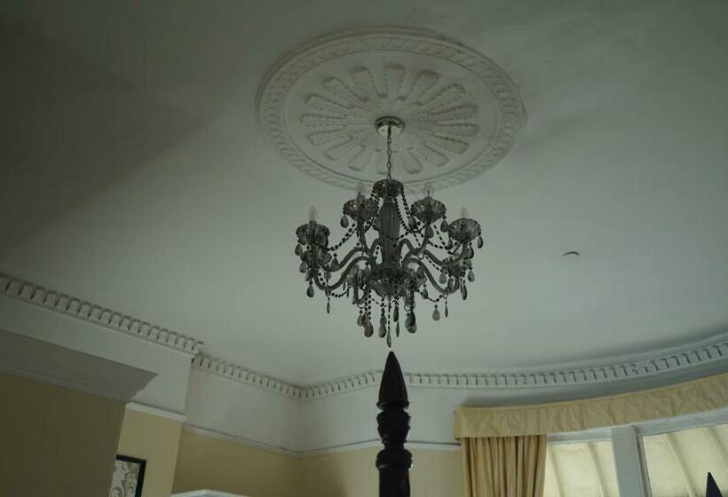 غرفة سوبيريور مطلّة علي البحر مزودة بشُرفة, Regency