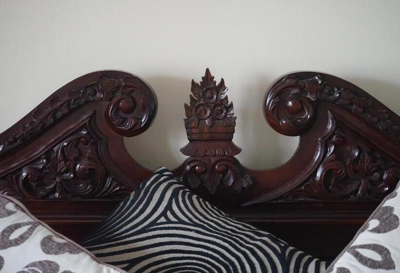 غرفة سوبيريور مطلّة علي البحر مزودة بشُرفة, Regency