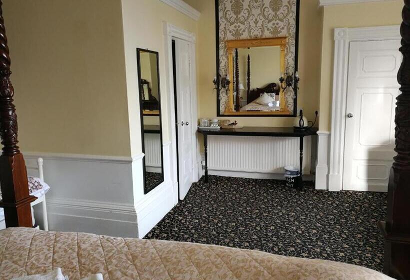 غرفة سوبيريور مطلّة علي البحر مزودة بشُرفة, Regency