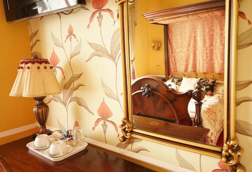 غرفة ديلوكس, Regency