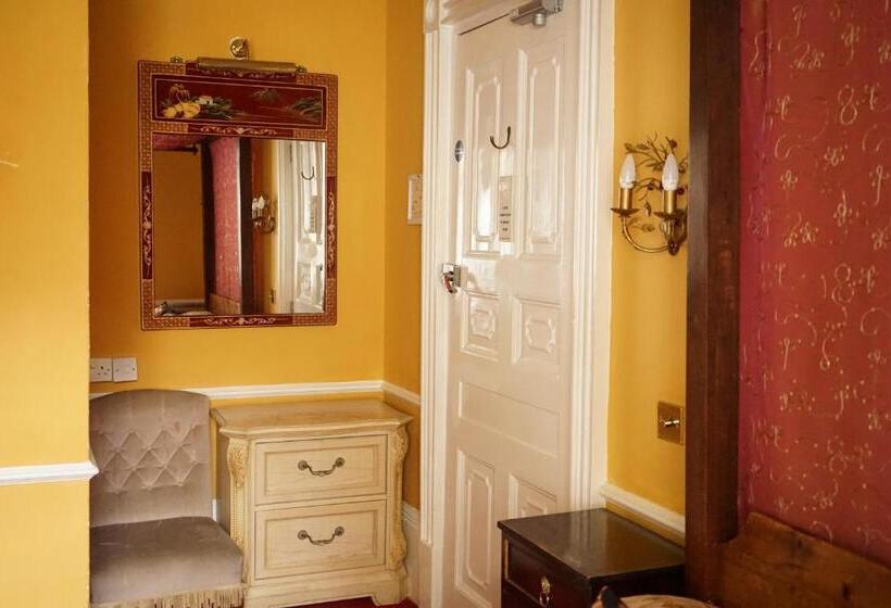 غرفة ديلوكس, Regency