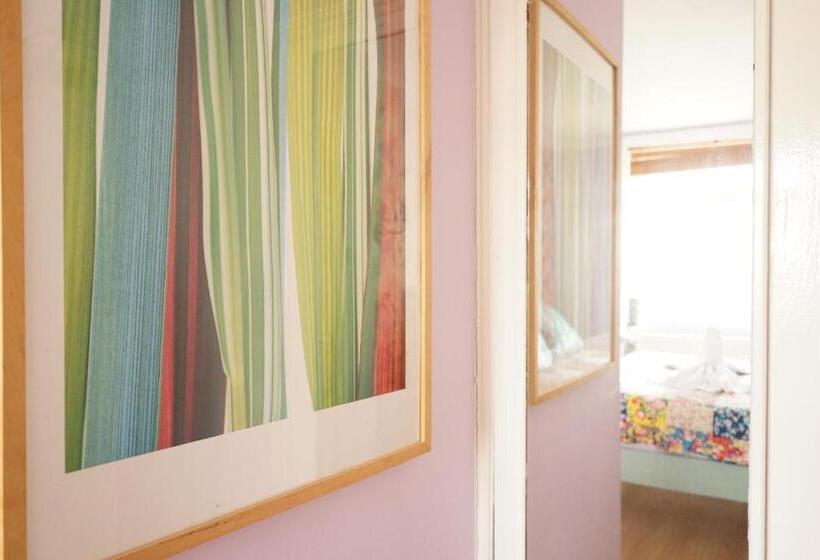 غرفة قياسية سرير كينج, Regency