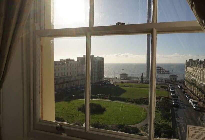 غرفة قياسية مطلّة علي البحر, Regency