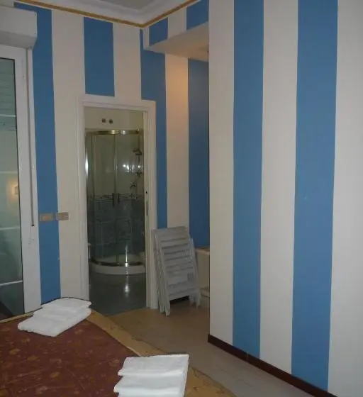 اتاق راحتی, Villa Pina