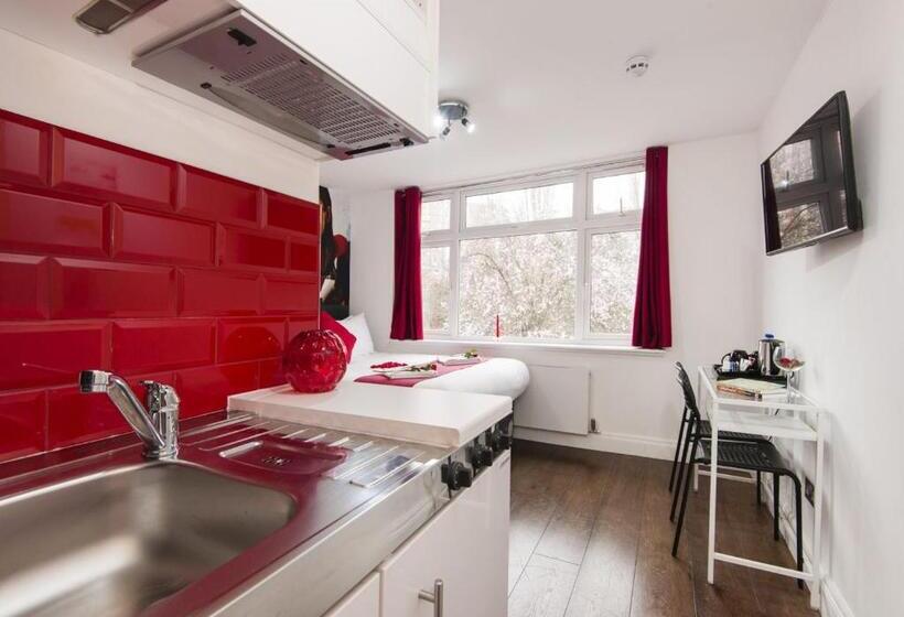 اتاق لوکس, Wembley Park