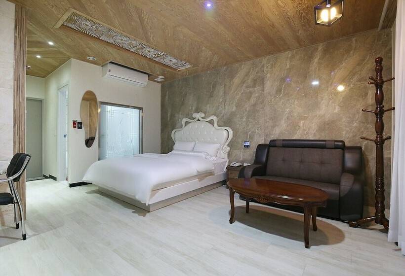 חדר סטנדרט, Inca Motel