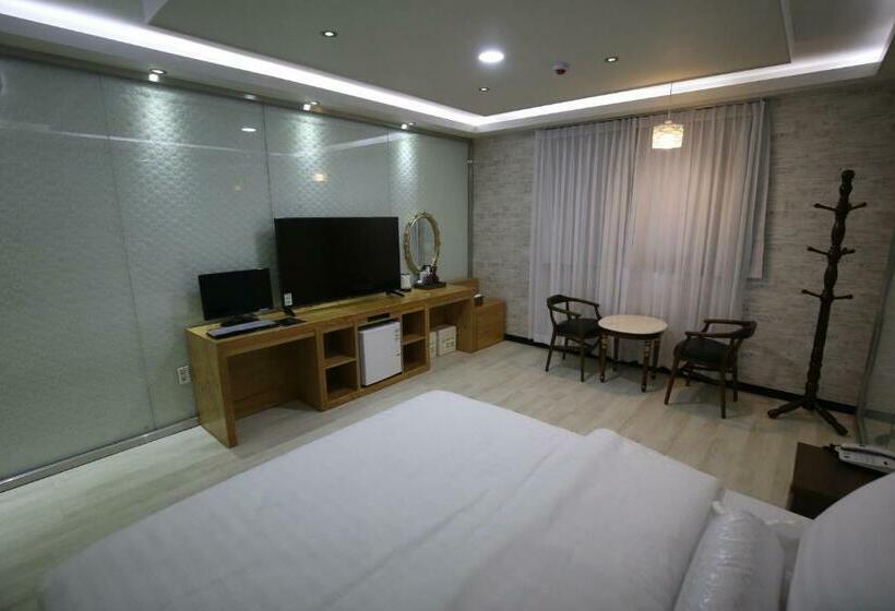 חדר סטנדרט, Inca Motel