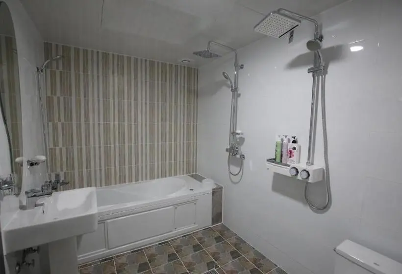 デラックスルーム, Inca Motel