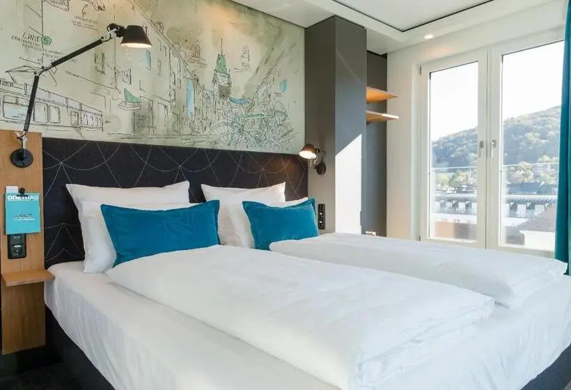 اتاق استاندارد با تخت بزرگ, Motel One Freiburg