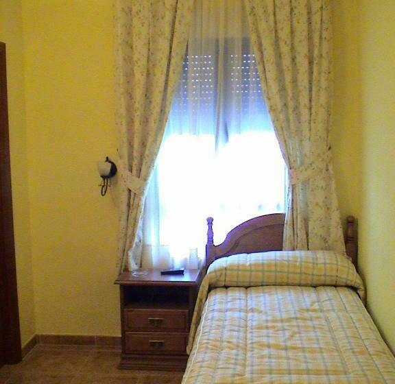 スタンダードシングルルーム, Hostal Carazo