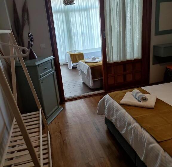 舒适三人间, Balim Sultany