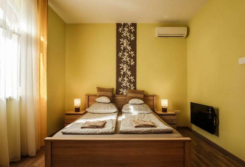 Номер Стандарт Адаптированный для Инвалидов, Garden Vendégház Makó