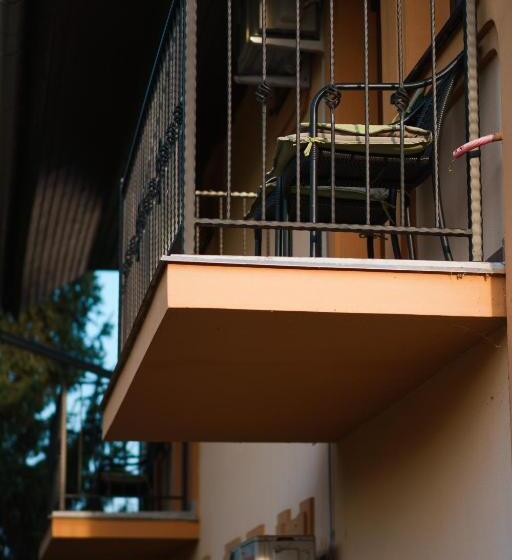 Номер Стандарт Вид на Озеро, Garden Vendégház Makó