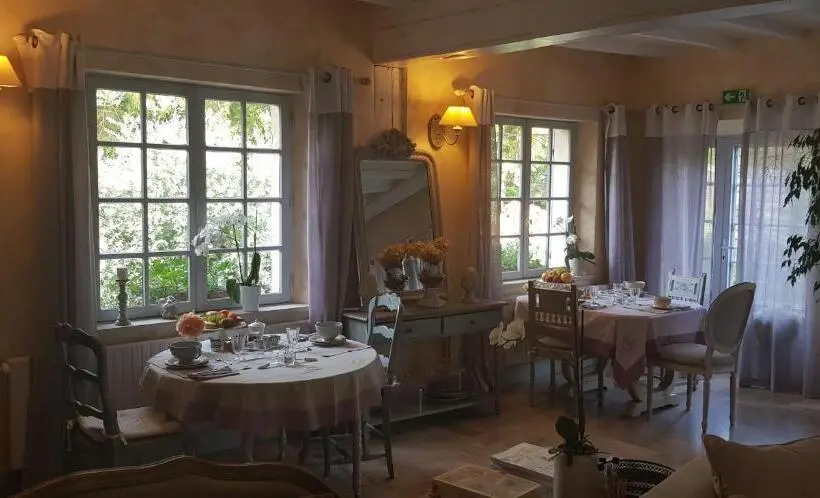 デラックスルーム, Le Jardin De Saint Jean