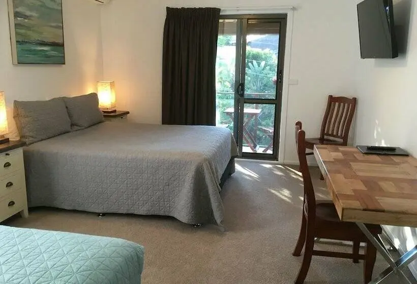 Deluxe Kolmen Hengen Huone, Riverside Rest Nambucca Heads