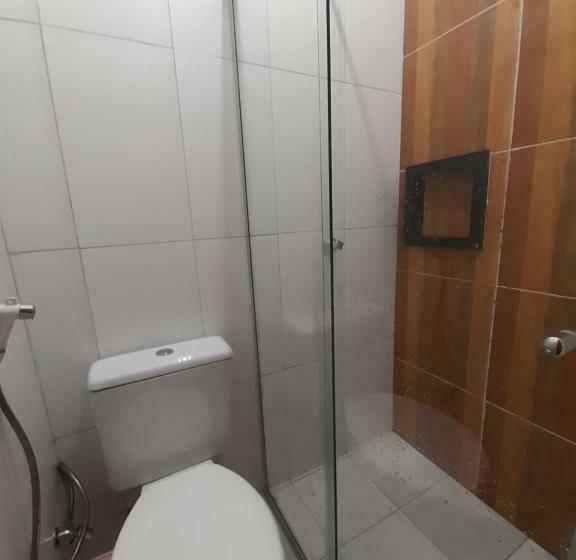 חדר סטנדרט, Solo Nunes