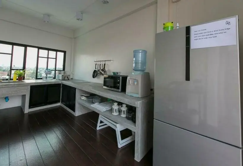 バス共有のスタンダードルーム, Chedi View Hostel