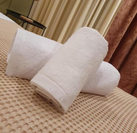 اتاق اساندارد با چشم‌انداز جانبی به دریا, Aphroditi Island Park