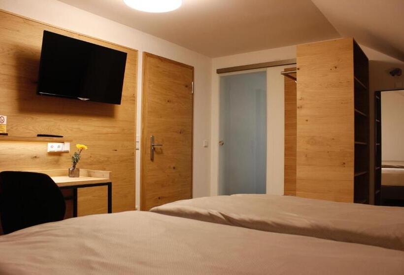 スタンダードルーム, Kondrauer Hof