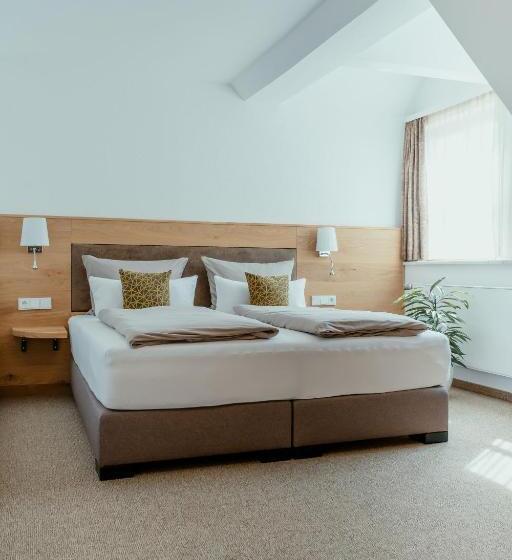 スタンダードルーム, Kondrauer Hof