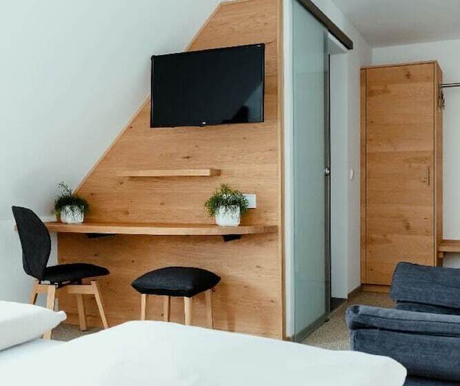 スタンダードルーム, Kondrauer Hof