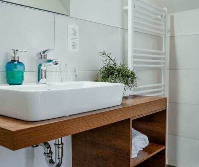 スタンダードシングルルーム, Kondrauer Hof