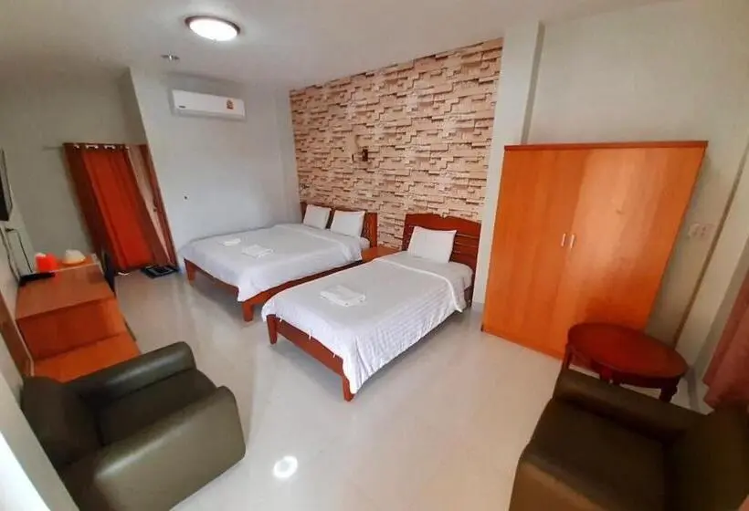 اتاق استاندارد سه نفره, Pantip Residence