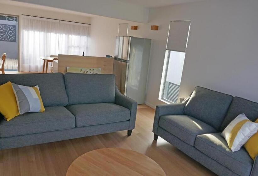 סוויטה עם נוף לנהר, Rosevears Riverview