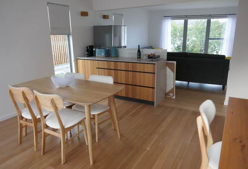 סוויטת דלוקס 2 חדרים, Rosevears Riverview