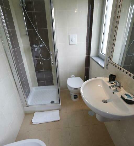 اتاق استاندارد یک نفره, San Diego