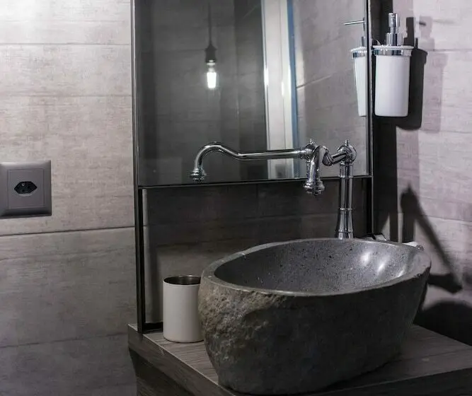 Standard Yhden Hengen Huone, Seven Boutique