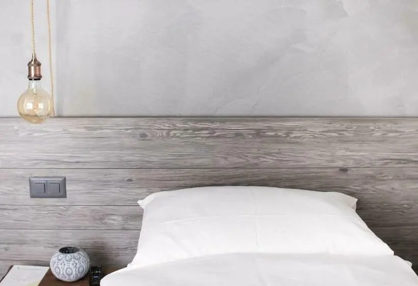 Standard Yhden Hengen Huone, Seven Boutique