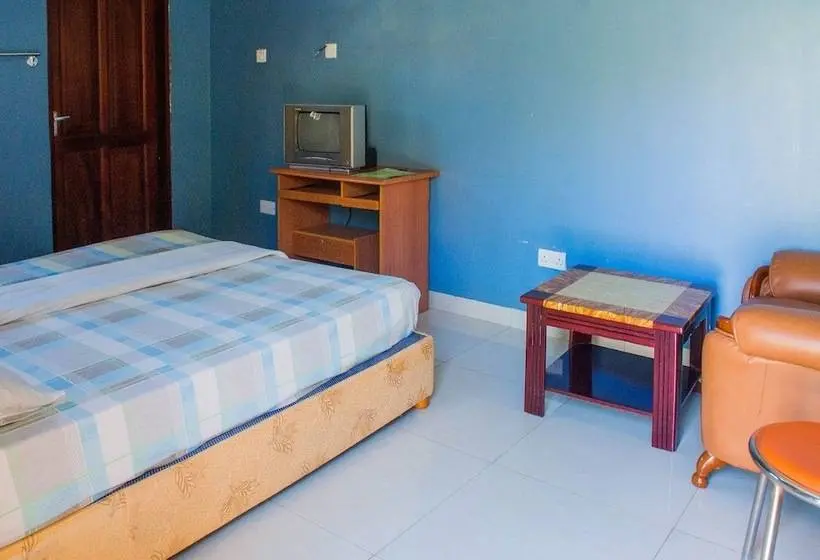 اتاق استاندارد یک نفره, Tik Hotel Hoima