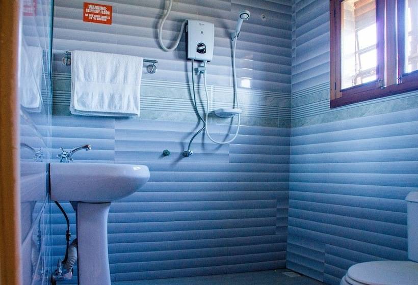 اتاق استاندارد, Tik Hotel Hoima