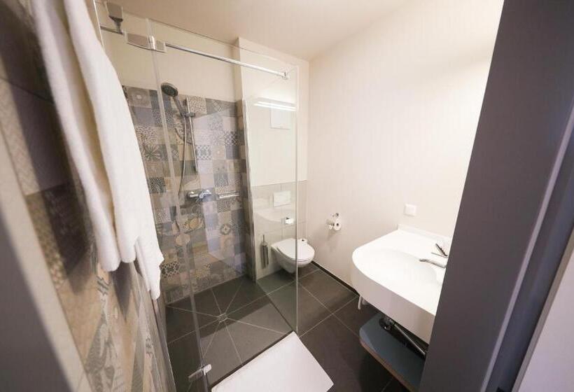 Standard Trippelrum, Tullnerfeld