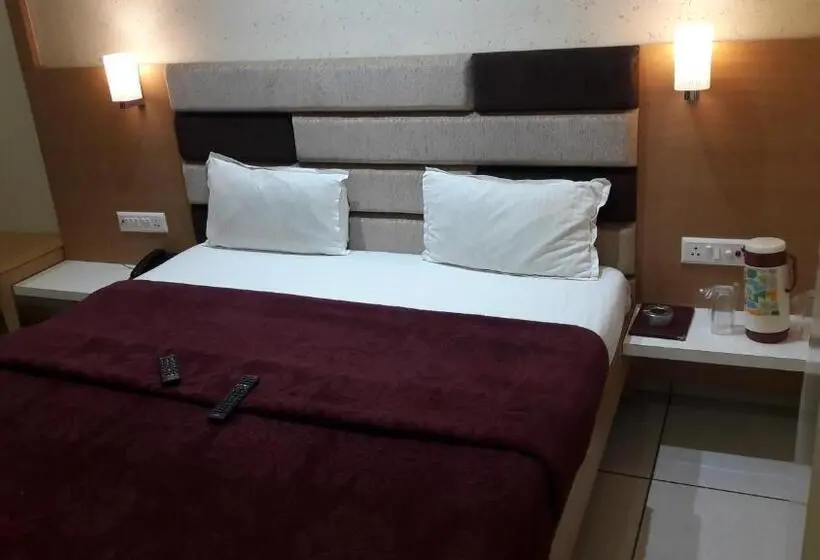 Superior Kamer, Zenith