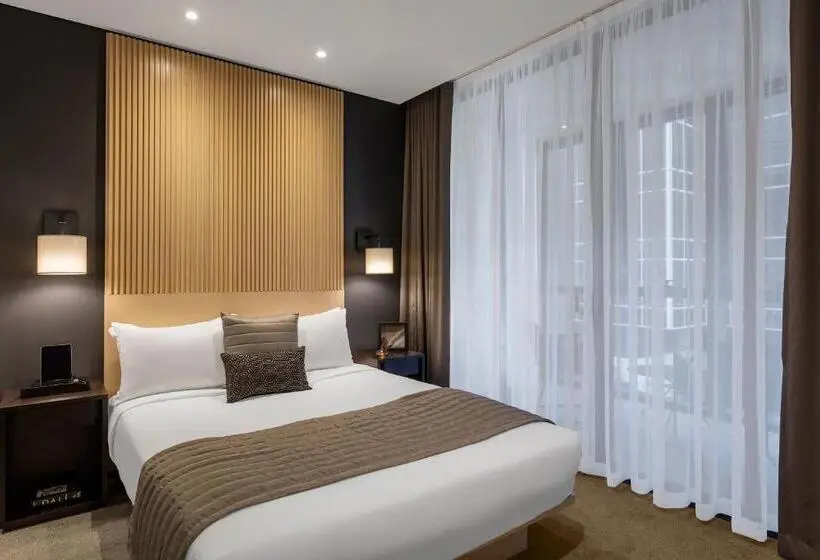 Premium-huone, Skye Hotel Suites Parramatta