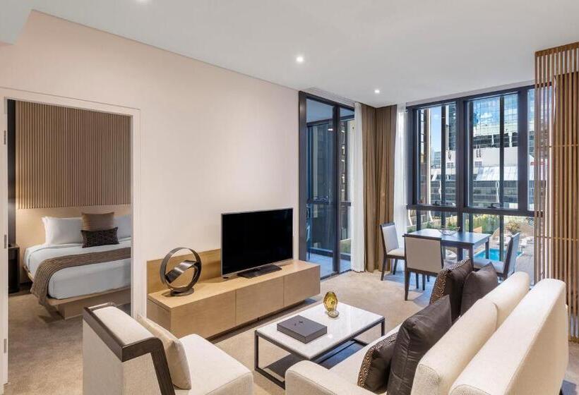 سوئیت مدیریتی 2 خوابه, Skye Hotel Suites Parramatta