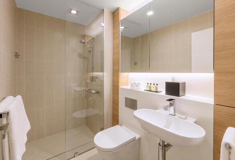 سوئیت مدیریتی 2 خوابه, Skye Hotel Suites Parramatta