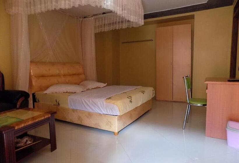 اتاق استاندارد یک نفره, Tik Hotel Hoima
