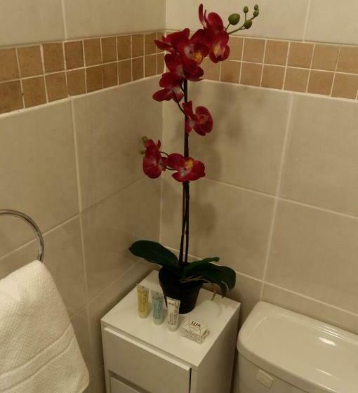 חדר סטנדרט לשלושה, Silver Eagle