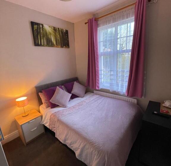 חדר סטנדרט חדר אמבטיה משותף, Silver Eagle